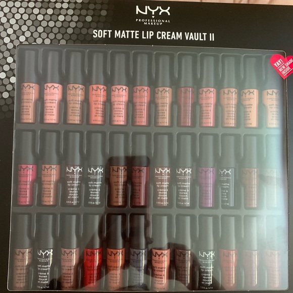 NYX Other - NYX Soft Matte Lip Cream Vault II